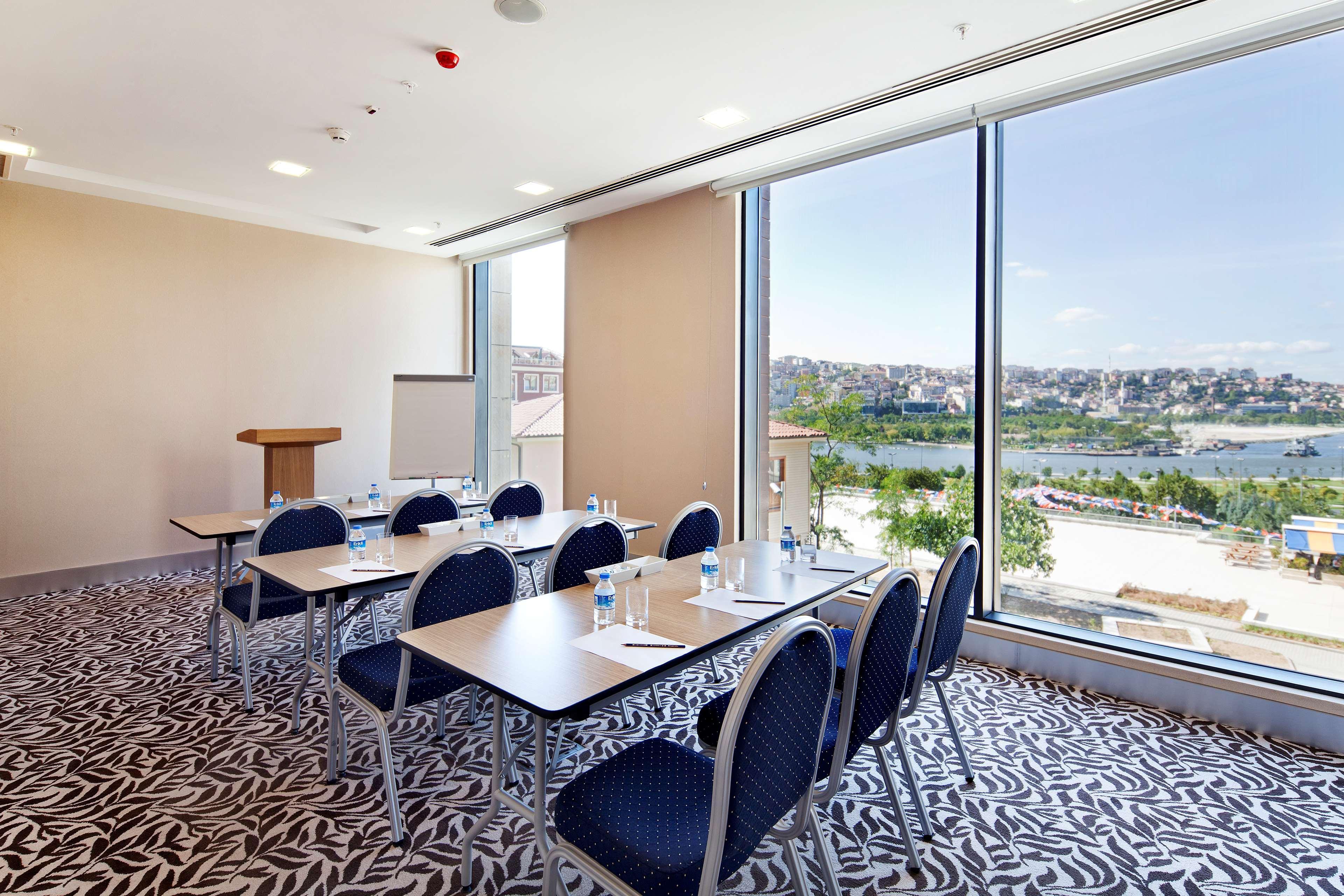 Готель Dosso Dossi & Golden Horn