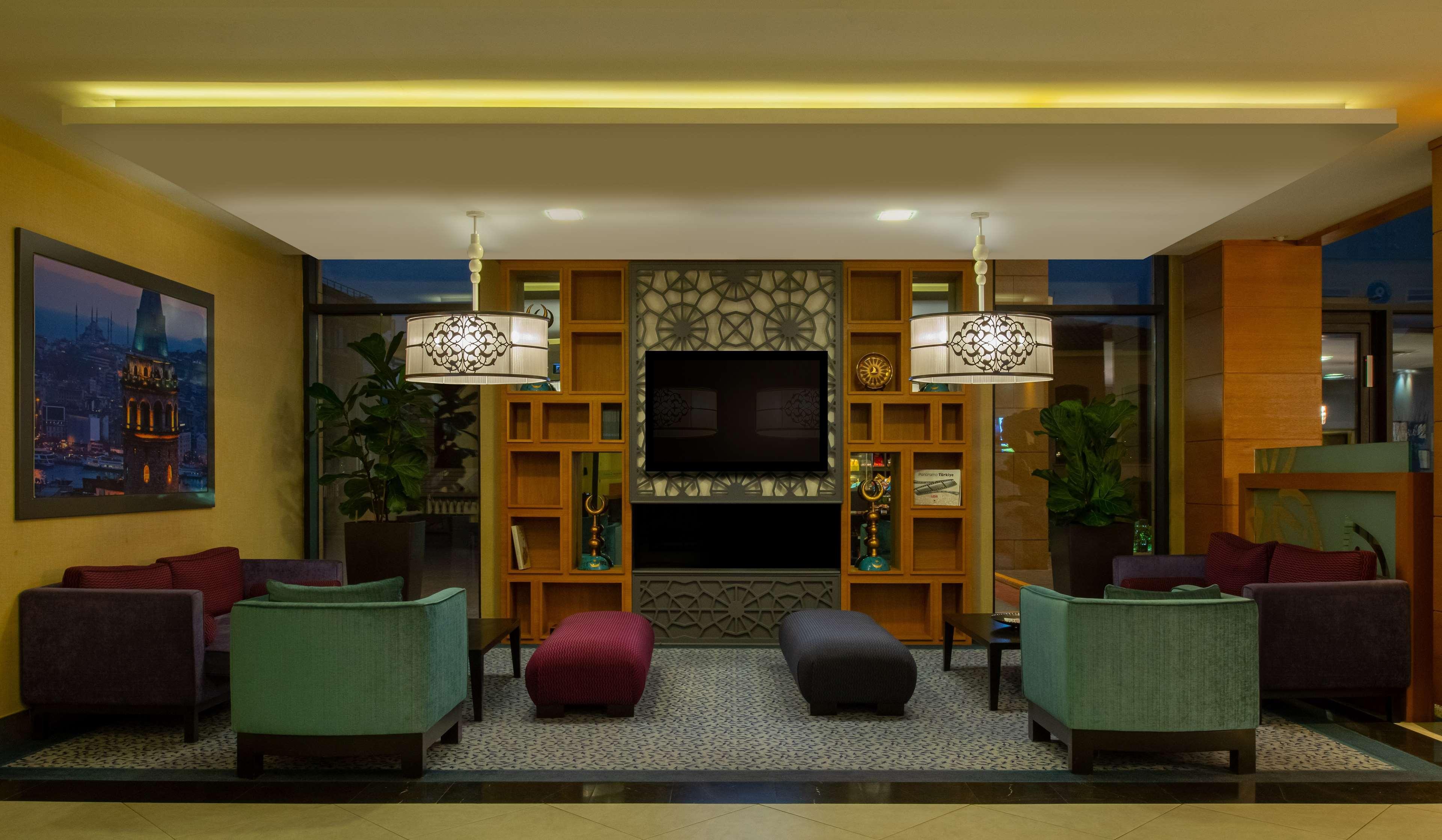 Готель Dosso Dossi & Golden Horn 5*