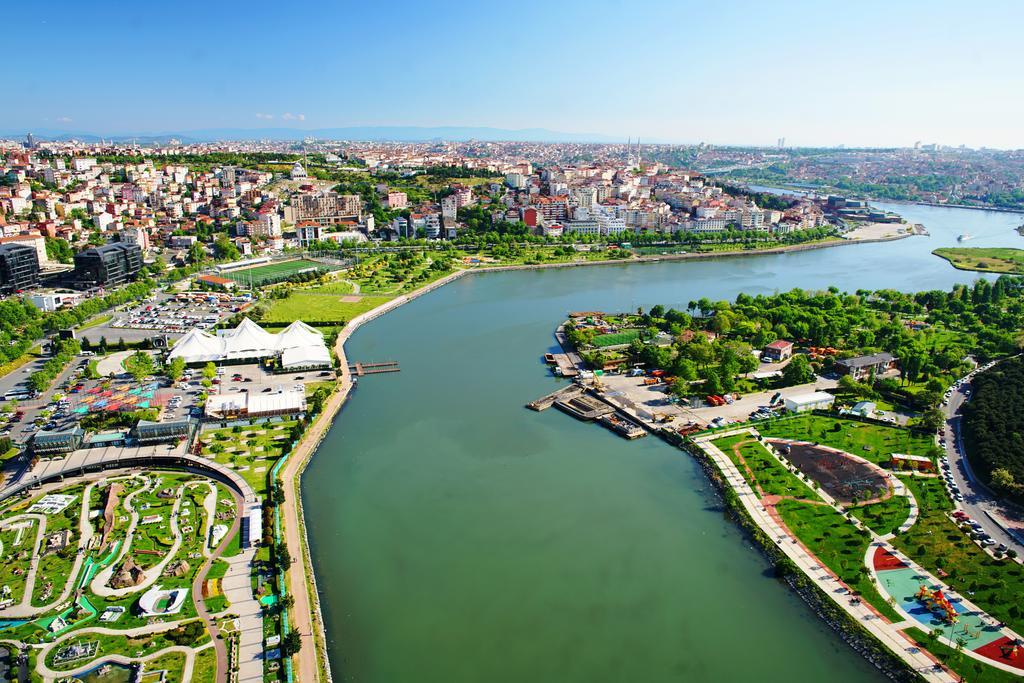 Hilton Garden Golden Horn